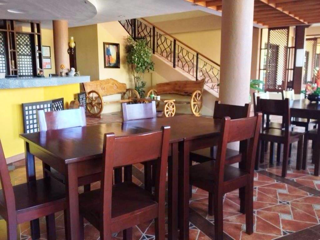 ปังเลา ไอส์แลนด์ ฟรานเซน เรสซิเดนซ์ Hotel Taporok ภายนอก รูปภาพ
