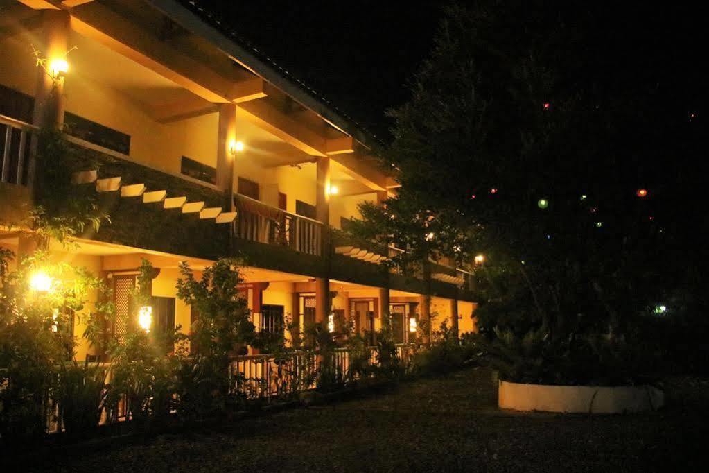 ปังเลา ไอส์แลนด์ ฟรานเซน เรสซิเดนซ์ Hotel Taporok ภายนอก รูปภาพ