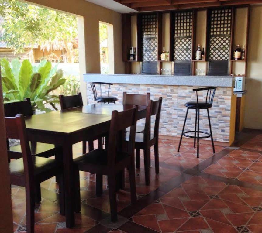 ปังเลา ไอส์แลนด์ ฟรานเซน เรสซิเดนซ์ Hotel Taporok ภายนอก รูปภาพ