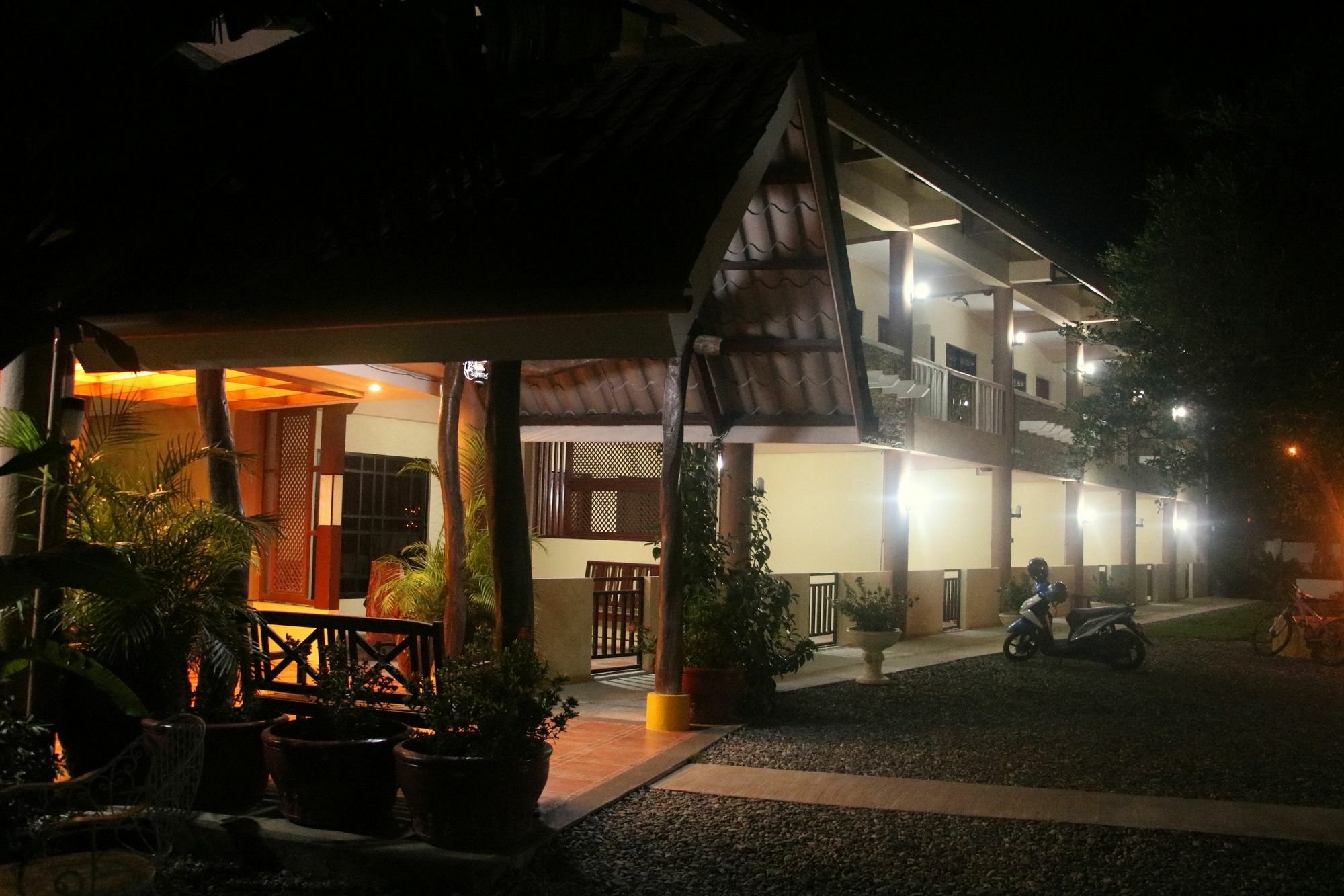 ปังเลา ไอส์แลนด์ ฟรานเซน เรสซิเดนซ์ Hotel Taporok ภายนอก รูปภาพ